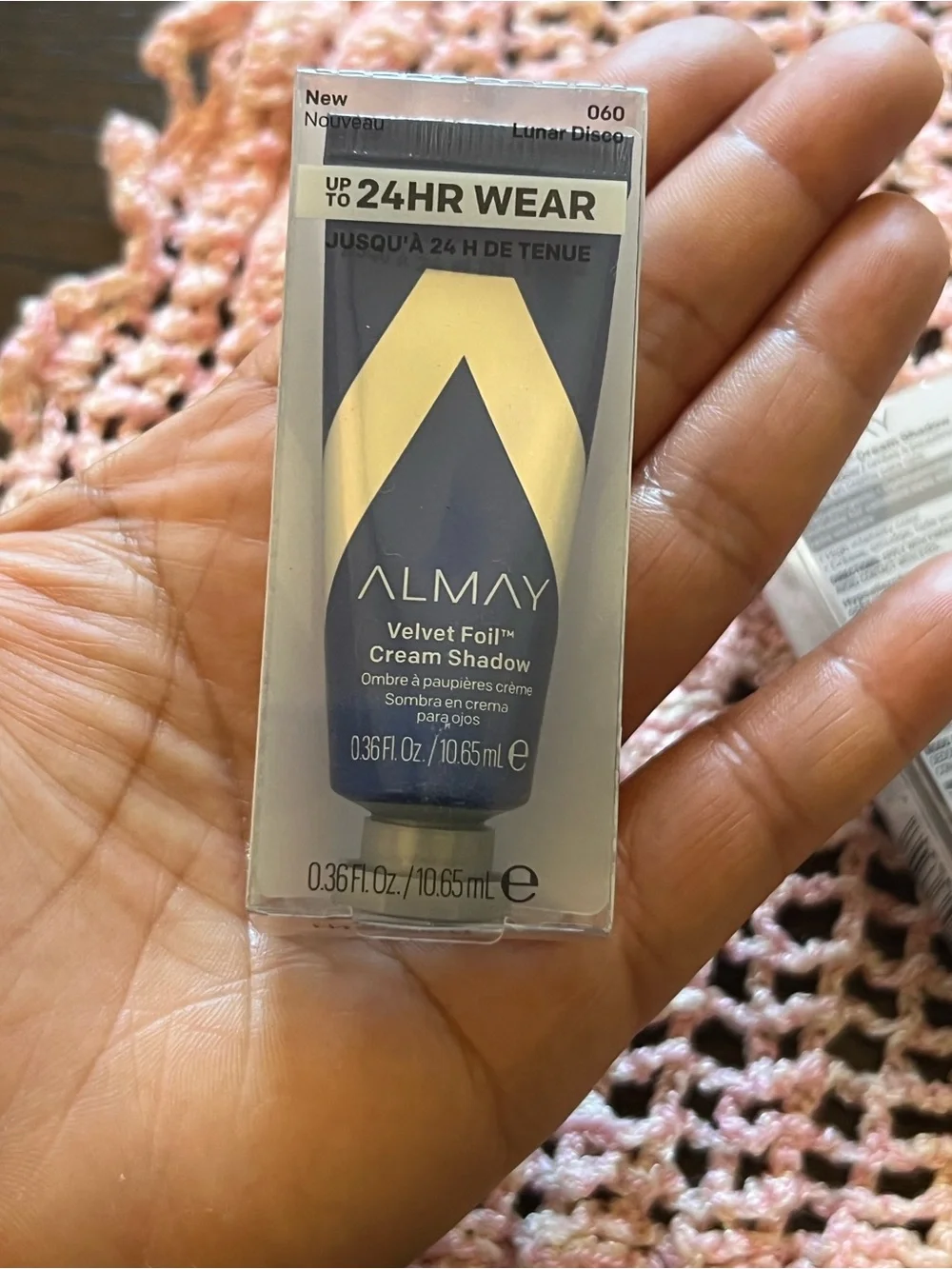 Almay three velvet